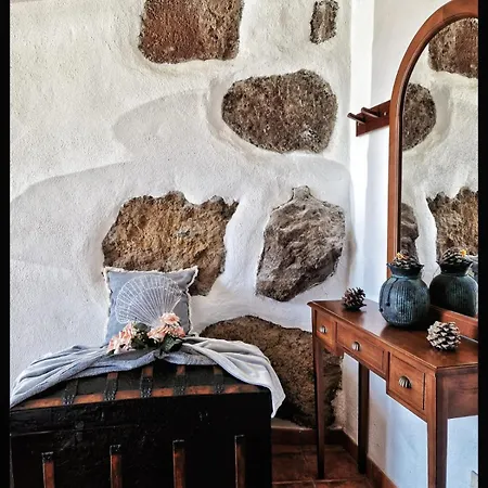 Country house Faustina Isora